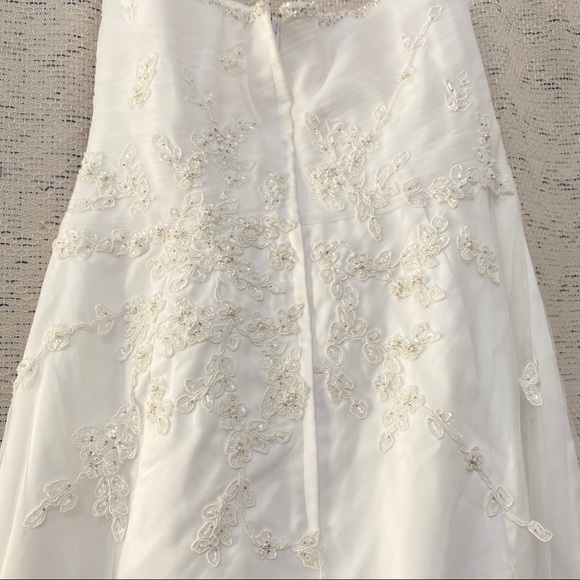 David’s Bridal Michael Angelo Dress - Picture 5 of 13